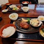 ウェリントン - 日替りディナーB和セット、生中、日替りディナーA和セット