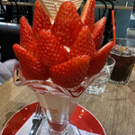 いちごの里カフェ - いちごが大きいです♪