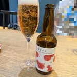 いちごの里カフェ - 畑のいちごビール　　　660円