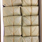 ゐざさ中谷本舗 近鉄奈良店 - 柿の葉寿司 10個入り