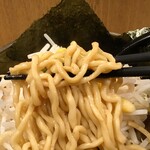 東京スタイルみそらーめん ど・みそ  - みそらーめんの麺