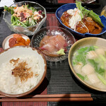 高麗橋桜花 - 日替わりランチ　ご飯はお代わりできます