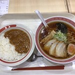 幸楽苑 - 中華そば490円カレー330円