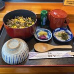 Kiku Zushi - 渡利牡蠣的鰻魚飯