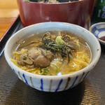 Kiku Zushi - 渡利牡蠣的鰻魚飯（三碗）