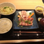 個室焼肉 大たにや - 