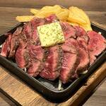 もつ焼きおとんば - 料理写真: