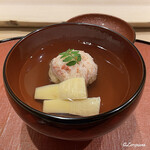 御料理 寺沢 - ずわいがにの蟹真薯と早筍の椀物