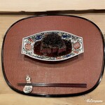 御料理 寺沢 - いわて牛のザブトンにホロホロ鳥の白レバーに黒トリュフ