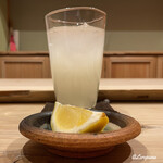 御料理 寺沢 - 生搾りの手造りレモンサワー
