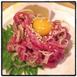 杉田もつ肉店 - 絶品の塩ユッケで焼酎が進みます(o^^o)