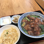中華料理 華宴 - 
