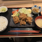 Ise Moto - ２回目の訪問。唐揚げ定食。