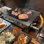 ホルモン焼 寅次 - 