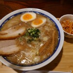 Ramen Taki - ねぎ辛みそ拉麺、煮玉子トッピング