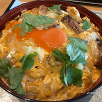 うなぎ 海雲 - うなぎ屋の親子丼　1000円