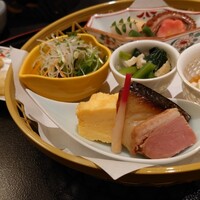 京都祇園 八坂圓堂 大丸東京店 - 花籠御膳(3,300円)