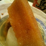 中島屋 - ●おでん大根　１００円
      ●おでん厚揚げ　１００円
      ●おでん鯨コロ　？円
      こちらのおでんには鯨のコロが入ってますので良い味してます！(^O^)