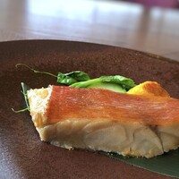 高宮庭園茶寮 - ＊金目鯛は切り身が大きいので、旨味を感じますね。 幽庵焼きとしてはしっかり目のお味付けですから、ご飯と共に頂くと美味しいこと。