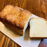 カフェ アチム - ちぎりパン　540円