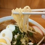大丸 - 縮れ細麺