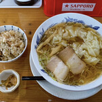 支那そば専門店 へいきち 東金店 - チャーシューの炊き込みご飯が旨いんですね