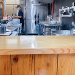 支那そば専門店 へいきち - 厨房の様子