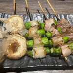 Kushiyaki Baru Wan Tsu Suri - 