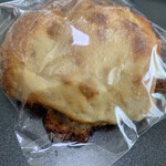 パン工房クルール - ベーコンチーズチャバタ２５０円