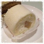 アトリエ・ド・フロマージュ - ラフランスロール

とってもさっぱり