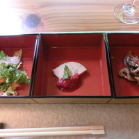 航 北鎌倉 - ３種のお重前菜
