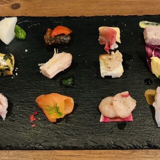 季節の前菜盛り合わせ
