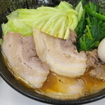 ラーメン 三亀 - 正面から