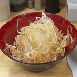 ラーメン 三亀 - 白髪ネギ200円