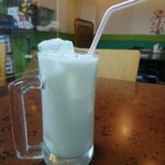 The Kitchen&CAFE - 小ジョッキの、プレーンラッシー