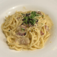 クッチーナ イタリアーナ アリア 六本木 - 黒トリュフとイベリコ豚ベーコンのカルボナーラ＋100円