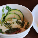 シリウス - モッツァレラチーズを乗せたやまゆりポークのイタリア風しゃぶしゃぶ