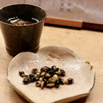 花いち - ひれ酒と浸し豆