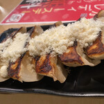 元祖トマトラーメン 三味 キャナルシティ博多ラーメンスタジアム店 - 