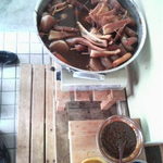 うどんYA - 開店時にはここにおでんの大なべがあるんですね。