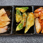 河伯菜館 - ちょっと甘めで美味しいキムチ