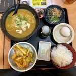 Nagoya Udon - カレー中華¥580・小海老と野菜のかき揚げ¥350・たまごかけご飯¥250