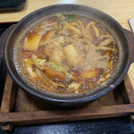 歩々亭 - 料理写真:味噌煮込みうどん玉子入り850円　麺量は多め