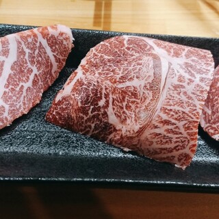 焼肉 うしまる_2