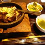 焼肉菜包 朴然 運動公園通店