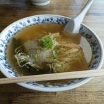湿原ユートピア - 一見普通の塩ラーメン…？