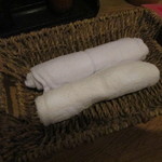 手打蕎麦 とし庵 - 絞る