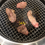 Nikutonya Chokusou Yakiniku Banri - 