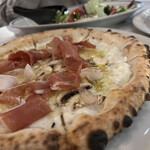 800° Degrees Neapolitan Pizzeria - 