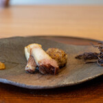 柚木元 - 2023.2 熊の腕肉焼き 熊の腕肉ハンバーグ 柚餅子ソース 香茸ポテト